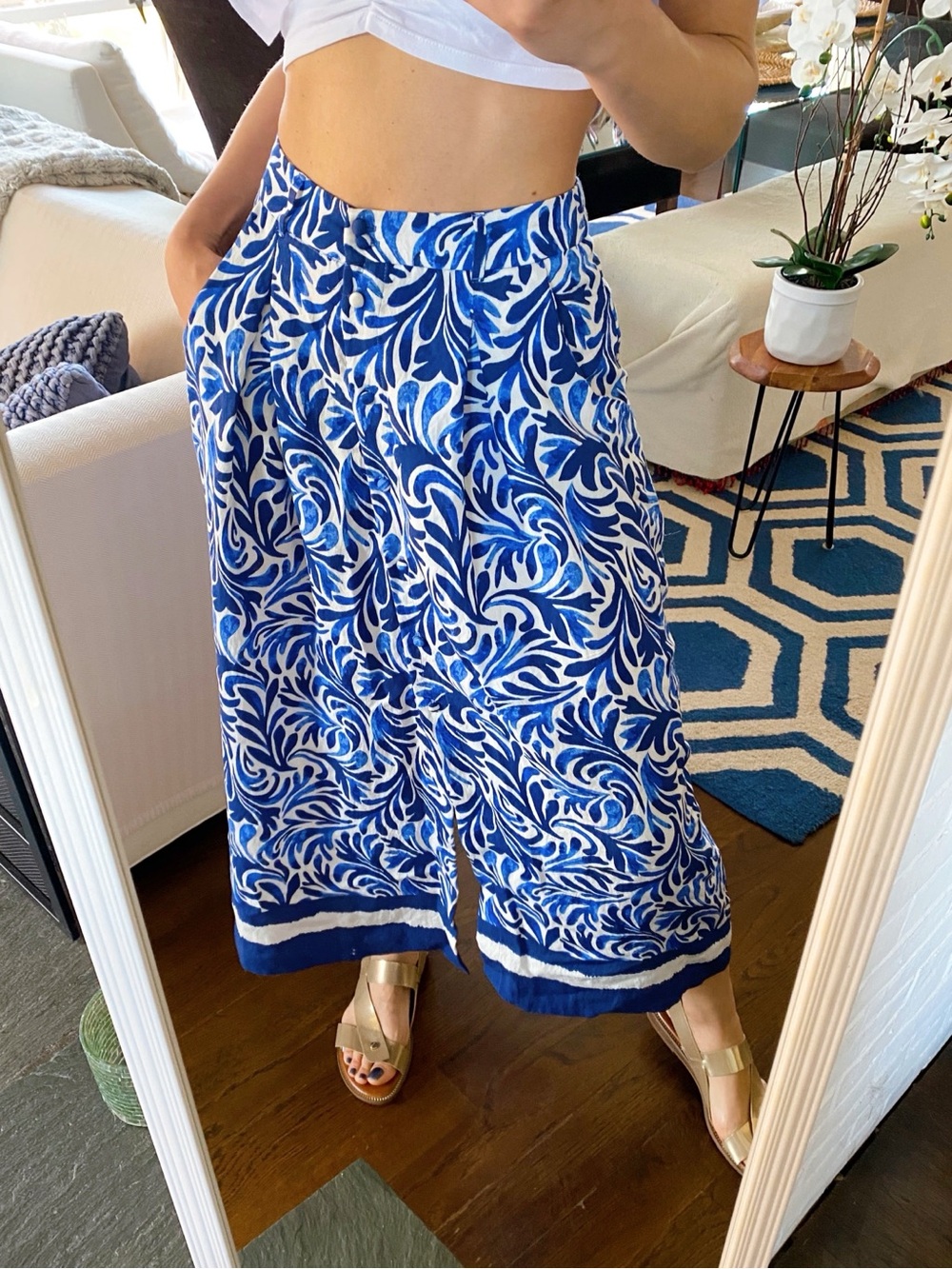 JULES & LEOPOLD Vibrant Blue and White Floral Print Midi Skirt! 💙 - Picture 5 of 15